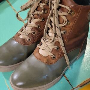 Xtratuf Brown and Green Ankle Boots